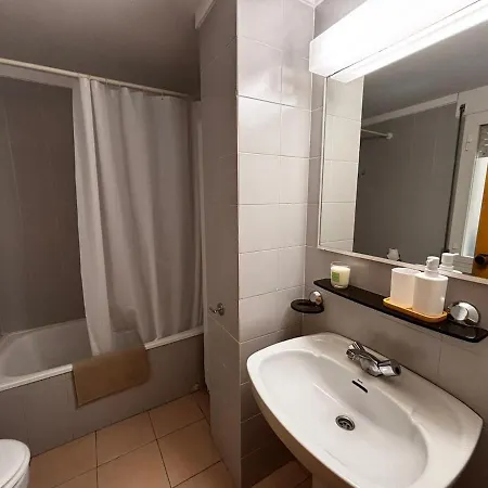 Apartman 1 Min From